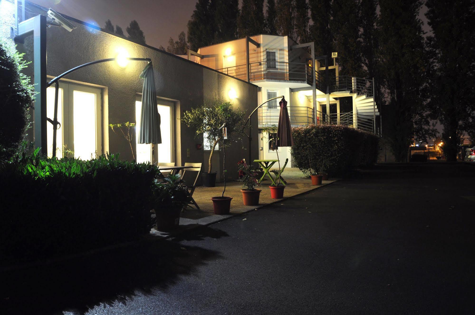 B Hotel Caen Mondeville Exterior foto