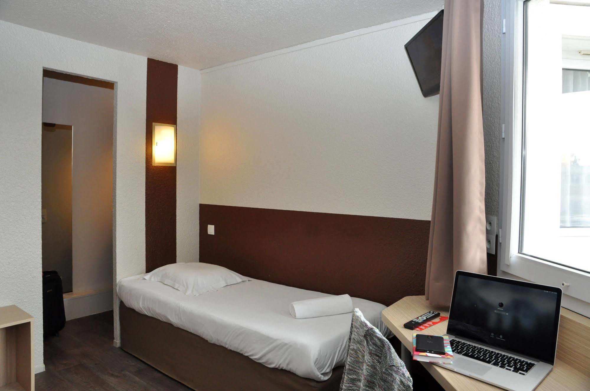 B Hotel Caen Mondeville Exterior foto